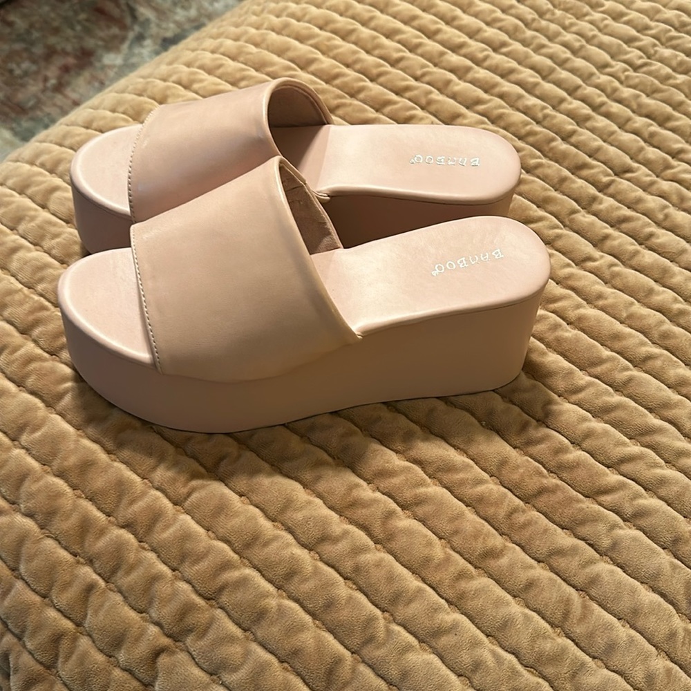 Platform sandals NEVER WORN